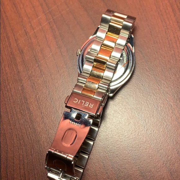 Watch - Picture 4 of 4